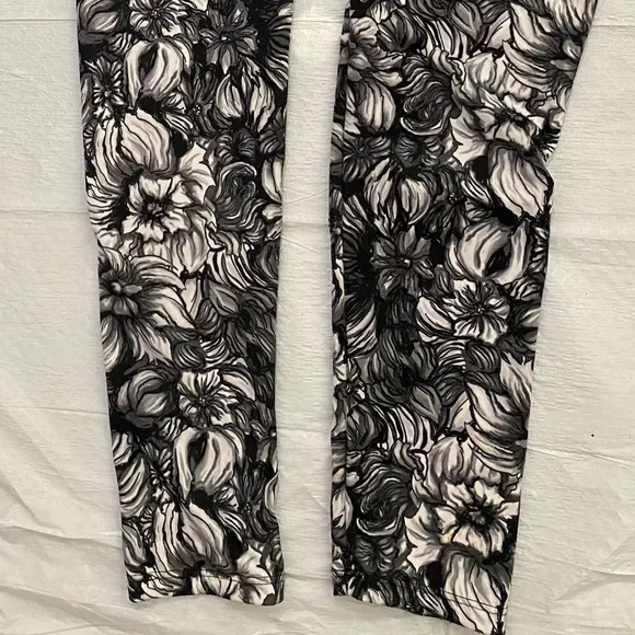 Nicki Minaj pants like New worn rare few times - Picture 4 of 4